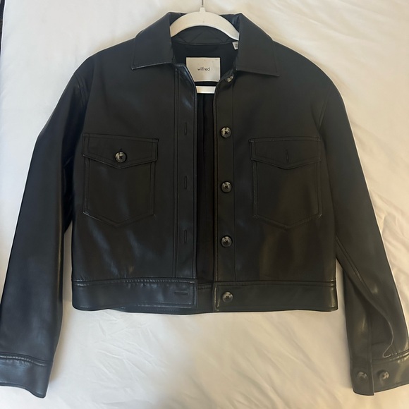 Autumn Fall Shirt Jacket- Faux Leather- Aritzia - Picture 4 of 4